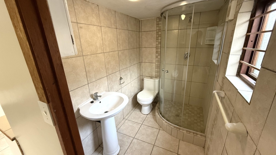 To Let 4 Bedroom Property for Rent in Costa Sarda Western Cape